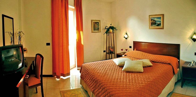 Park Hotel Marinetta - Wohnbeispiel Doppelzimmer Komfort (Zimmercodierung DF1)