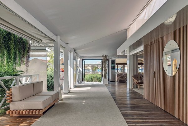 Augustus Hotel & Resort