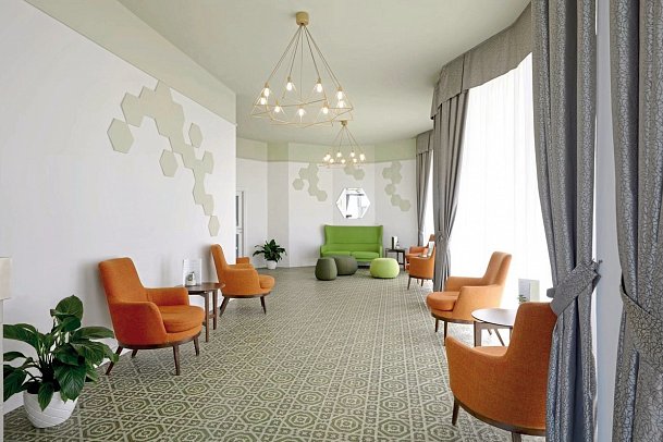Grand Hotel