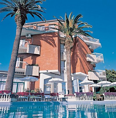 Grand Hotel