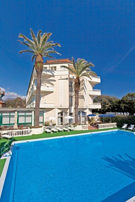 Grand Hotel