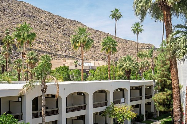 Palm Mountain Resort & Spa