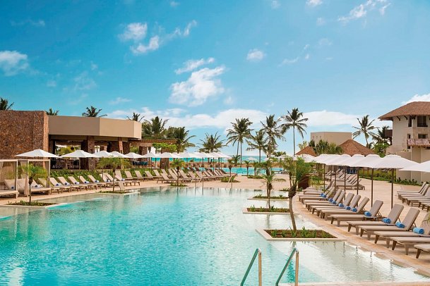 Dreams Playa Esmeralda Resort & Spa - Pool