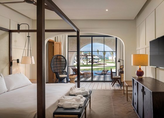 Ocean El Faro - Wohnbeispiel Junior Suite Pool View (Zimmercodierung J2P)
