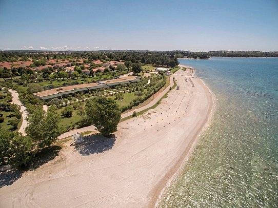 Bi Village Mobile Homes (by Happy Camp)