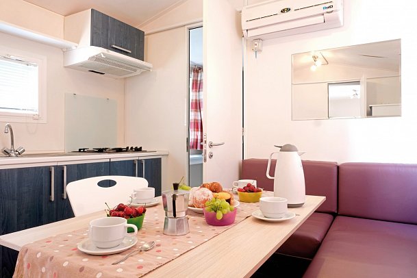 Bi Village Mobile Homes (by Happy Camp) - Wohnbeispiel Mobilheim Happy Easy (Zimmercodierung CG1)