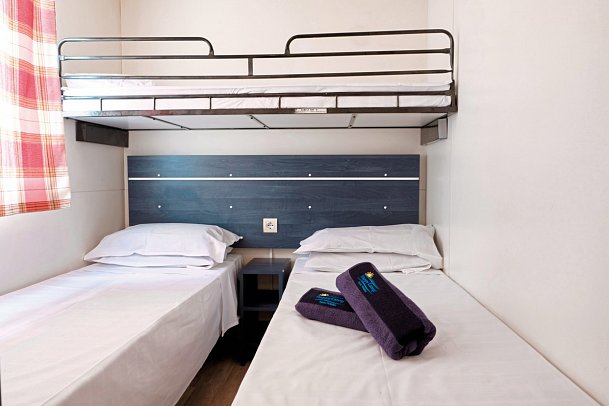 Bi Village Mobile Homes (by Happy Camp) - Wohnbeispiel Mobilheim Happy Easy (Zimmercodierung CG1)