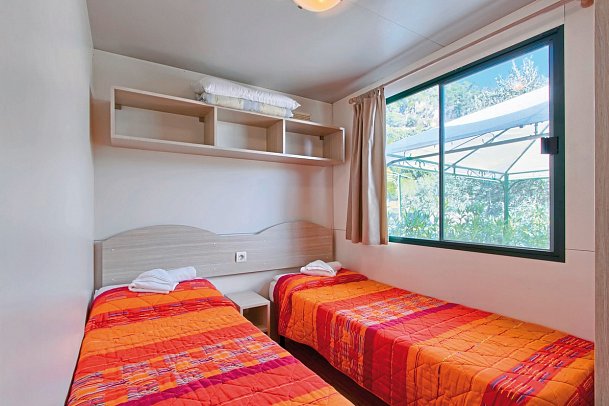 Camping Oliva - Wohnbeispiel Mobilheim Standard (Zimmercodierung CG1)