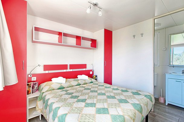 Camping Oliva - Wohnbeispiel Mobiheim Comfort (Zimmercodierung CF1)