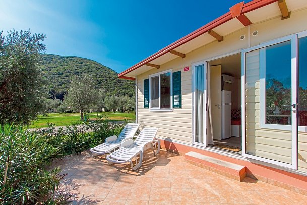 Camping Oliva - Wohnbeispiel Mobiheim Comfort (Zimmercodierung CF1)