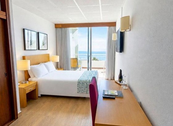 Torre Praia - Wohnbeispiel Doppelzimmer Meerblick (Zimmercodierung D1M)