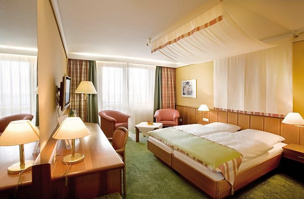Wellness- & Nationalpark-Hotel Schliffkopf - Wohnbeispiel Doppelzimmer Roter Schliff (Zimmercodierungen DB1, DX1 & DX2)