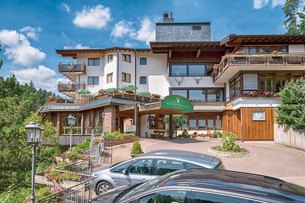 Ringhotel Mönchs Waldhotel - Außenansicht