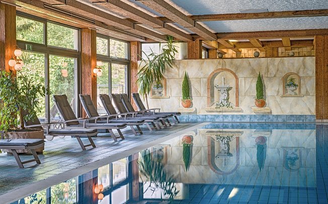 Ringhotel Mönchs Waldhotel - Schwimmbad