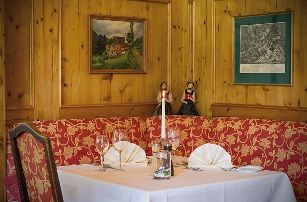 Ringhotel Mönchs Waldhotel - Restaurant Schwarzwaldstube