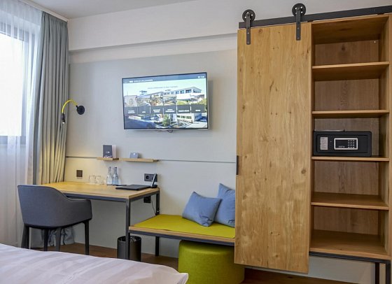 Hotel FederWERK - Wohnbeispiel Doppelzimmer (Zimmercodierung DB1)