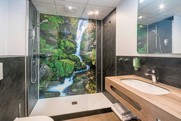 Best Western Plus Schwarzwald Residenz - Beispiel Bad (Zimmercodierungen DF1, FB1 & AB1)