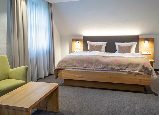Hofgut Sternen - Wohnbeispiel Doppelzimmer Superior (Zimmercodierung DS1)