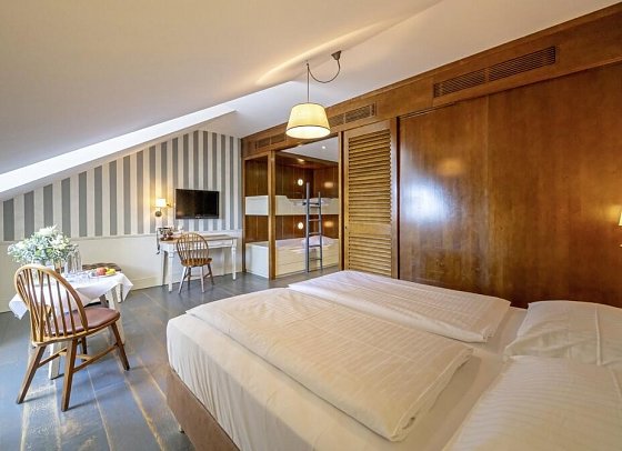 Erlebnishotel Bell Rock - Wohnbeispiel Standardzimmer (Zimmercodierungen DB1, EB1, TB1, RB1, DX1, EX1, TX1, RX1, DX2, EX2, TX2, RX2, DS3, ES3, TS3, RS3, FB1, FX1, FX2, FX3, XB1, XB2, XB3 & XB4)