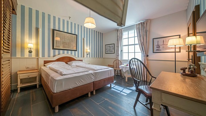 Erlebnishotel Bell Rock - Wohnbeispiel Standardzimmer (Zimmercodierungen DB1, EB1, TB1, RB1, DX1, EX1, TX1, RX1, DX2, EX2, TX2, RX2, DS3, ES3, TS3, RS3, FB1, FX1, FX2, FX3, XB1, XB2, XB3 & XB4)