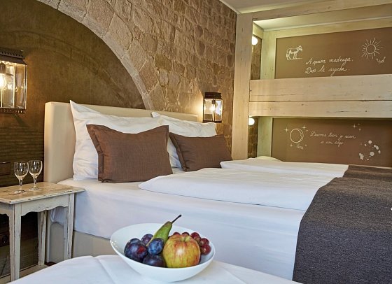 Erlebnishotel El Andaluz - Wohnbeispiel Standardzimmer (Zimmercodierungen DB1, EB1, TB1, RB1, DX1, EX1, TX1, RX1, DX2, EX2, TX2, RX2, DS3, ES3, TS3, RS3, XB1, XB2, XB3 & XB4)