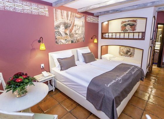 Erlebnishotel El Andaluz - Wohnbeispiel Standardzimmer (Zimmercodierungen DB1, EB1, TB1, RB1, DX1, EX1, TX1, RX1, DX2, EX2, TX2, RX2, DS3, ES3, TS3, RS3, FB1, FX1, FX2, FX3, XB1, XB2, XB3 & XB4)
