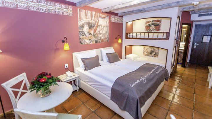Erlebnishotel El Andaluz - Wohnbeispiel Standardzimmer (Zimmercodierungen DB1, EB1, TB1, RB1, DX1, EX1, TX1, RX1, DX2, EX2, TX2, RX2, DS3, ES3, TS3, RS3, FB1, FX1, FX2, FX3, XB1, XB2, XB3 & XB4)