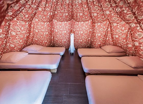 Tipi Town - Wohnbeispiel 6-Bett-Zelt (Zimmercodierungen CB1, CB2, CB3 & CB4)