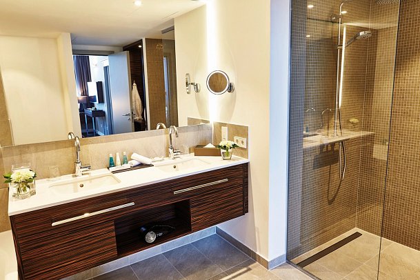 Steigenberger Hotel Köln - Wohnbeispiel Doppelzimmer Business (Zimmercodierung DB1)