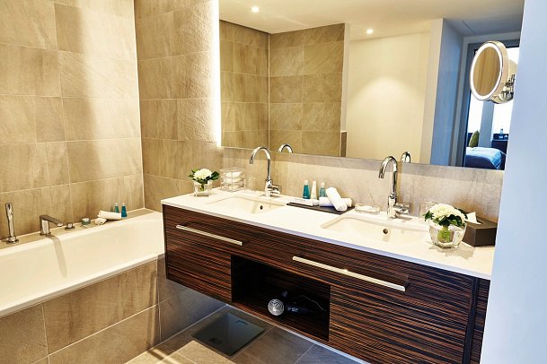 Steigenberger Hotel Köln - Wohnbeispiel Doppelzimmer Business (Zimmercodierungen DB1 & DC1)