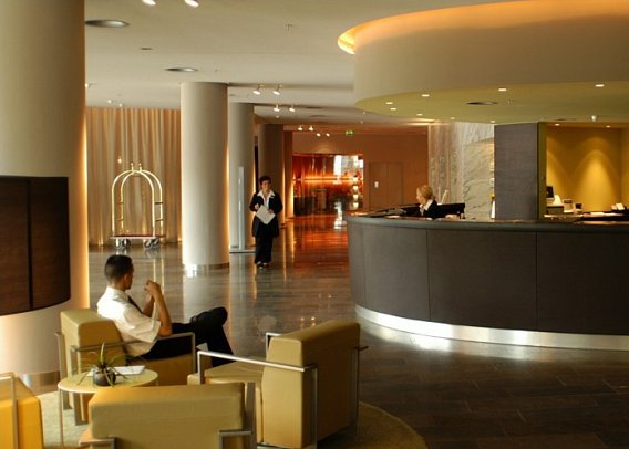 Dorint Hotel am Heumarkt Köln