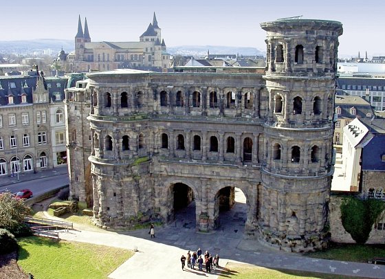 MS Olympia - Saarburg-Koblenz - Porta Nigra, Trier