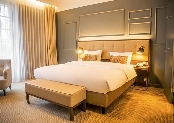 Parkhotel Kurhaus - Wohnbeispiel Doppelzimmer Komfort King Park (Zimmercodierung DF2)