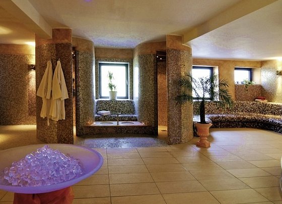 Nells Park Hotel
