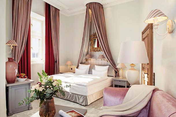 Victor's Residenz-Hotel Schloss Berg - Junior Suite Königin (Zimmercodierung JB1)