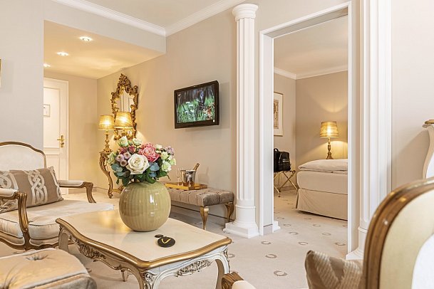 Victor's Residenz-Hotel Schloss Berg