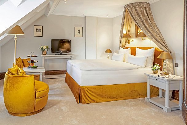 Victor's Residenz-Hotel Schloss Berg