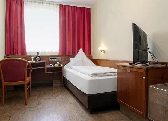 Hotel Amberger - Wohnbeispiel Einzelzimmer (Zimmercodierung EB2)