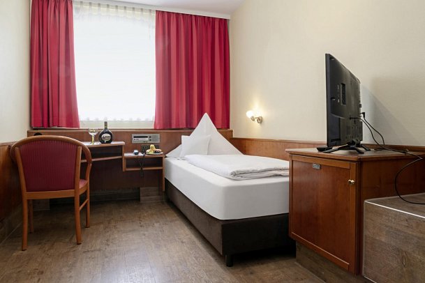 Hotel Amberger - Wohnbeispiel Einzelzimmer (Zimmercodierung EB2)