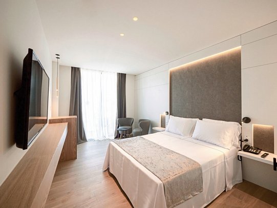 Golden Costa Salou - Wohnbeispiel Doppelzimmer Premium (Zimmercodierungen DM3, D1E & D2E)