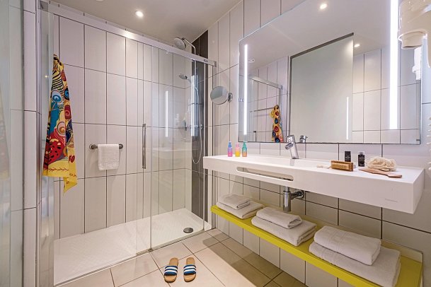 Estival ElDorado - Badbeispiel Doppelzimmer Standard (Zimmercodierung DG1)