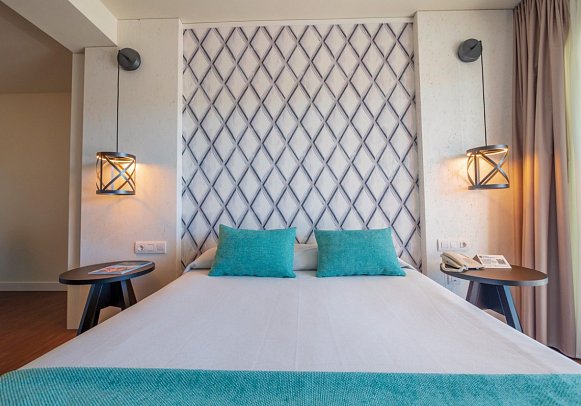 Golden Donaire Beach - Wohnbeispiel Familienzimmer (Zimmercodierung FB1)