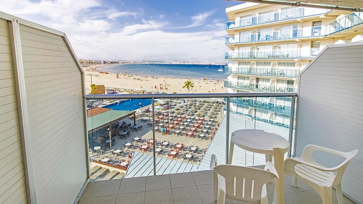 Golden Donaire Beach - Balkonbeispiel Doppelzimmer (Zimmercodierung DB1)