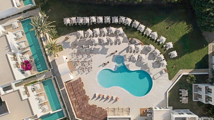 Absolute Kiotari Resort