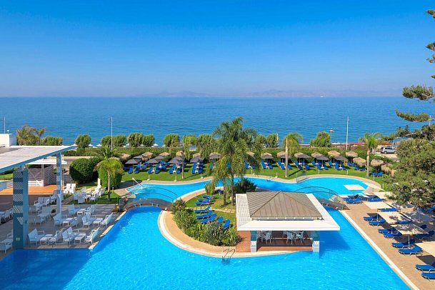 Oceanis Beach