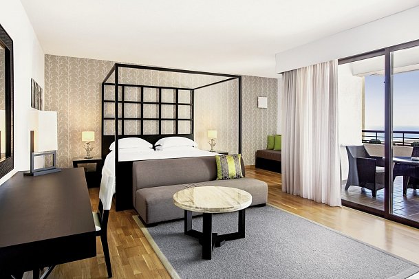 Sheraton Rhodes Resort - Wohnbeispiel Juniorsuite Meerblick (Zimmercodierung J1M)