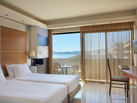 Esperos Mare Resort & Spa - Wohnbeispiel Doppelzimmer Meerblick (Zimmercodierung D1M)