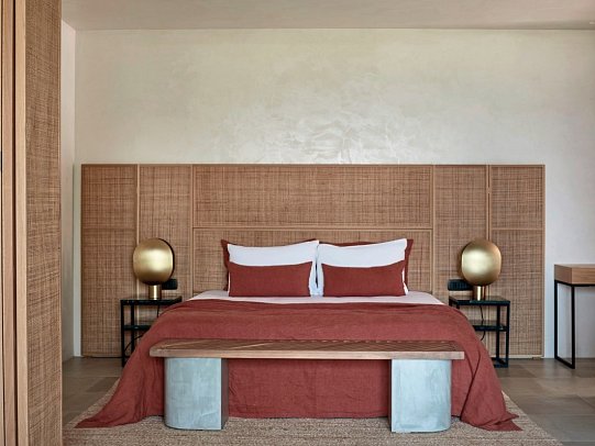 Sentido Port Royal Villas & Spa - Wohnbeispiel Bungalow mit Meerseite und Meerblick Gemeinschaftspool (Zimmercodierung B2M)