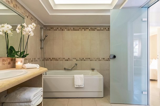 Lindos Village Resort & Spa - Wohnbeispiel Doppelzimmer Deluxe Gartenblick (Zimmercodierungen DDG & DD2)