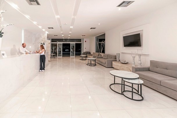 Pefkos Breeze Family Resort & Spa